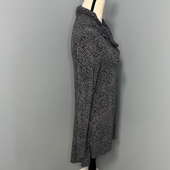 Cuddl Duds Women’s Black/Gray Cowl Neck Tunic Top Sz S - Picture 2 of 4